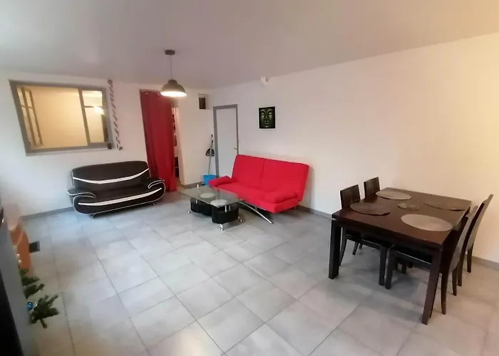 Eco Domaine 12Hectares Meuble Pour 6 Personnes